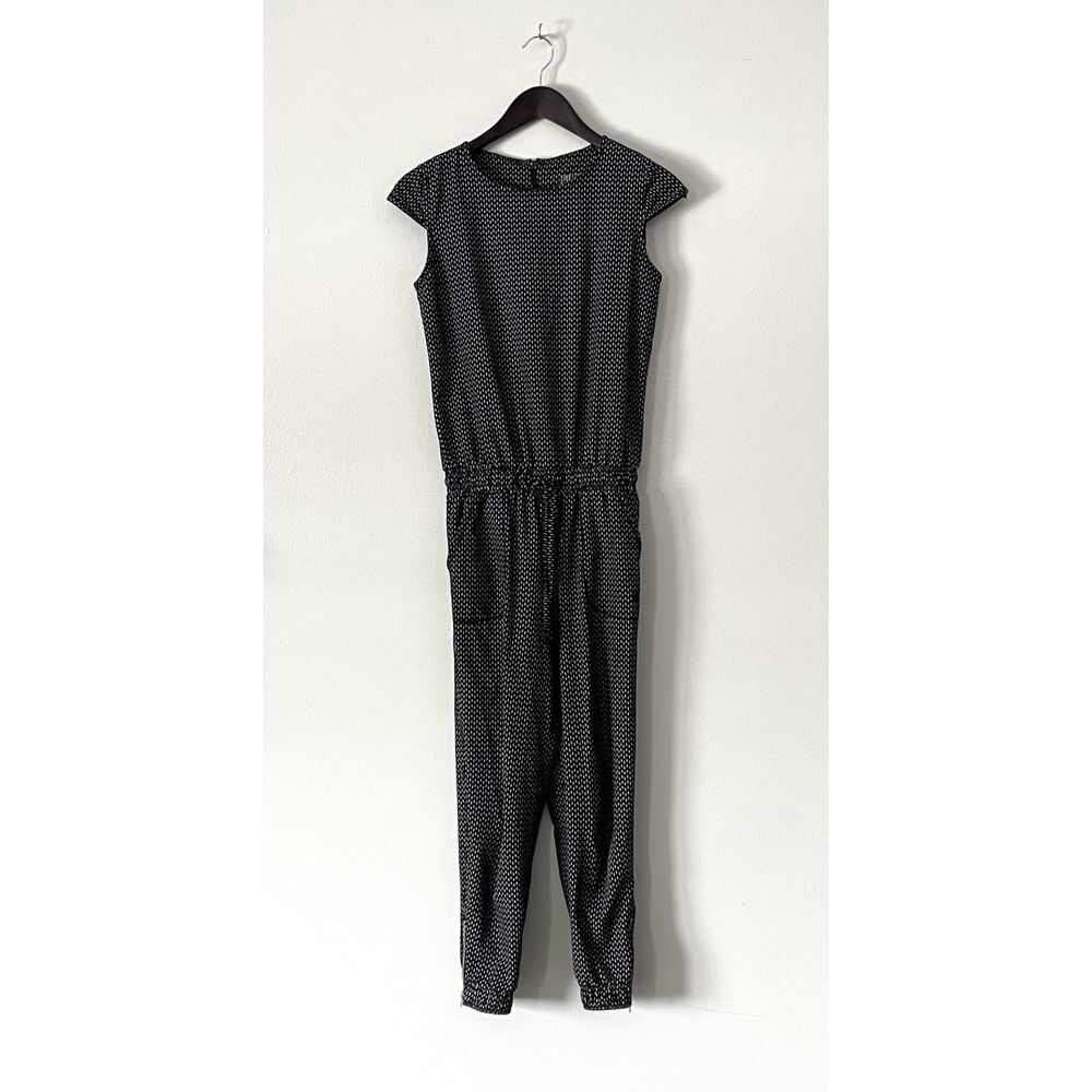 Albion Fit Midnight Dash Nylon Jumpsuit Pockets Sz XSmall Drawstring Black Capri